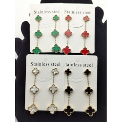 The new high -end earrings, the two -sided female four -faced female four -leaf earrings titanium steel does not fall off the color ear hanging combination simple temperament