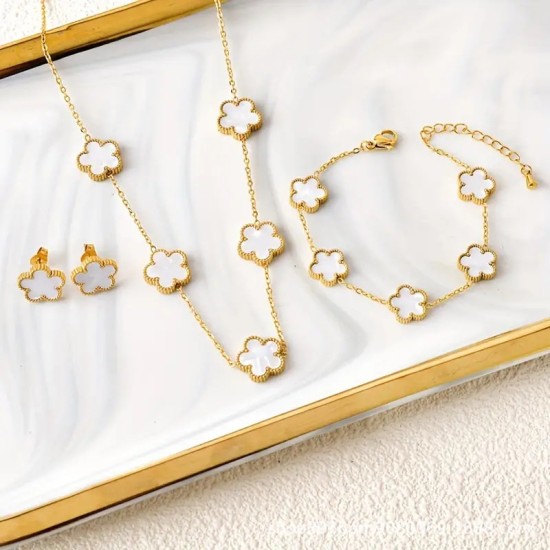 Cross -border beautiful temperament new wide -edge plum blossom bracelet necklace double -sided figure pork flowers bracelet collarbone chain jewelry