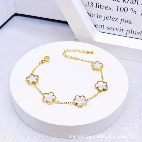 Cross -border beautiful temperament new wide -edge plum blossom bracelet necklace double -sided figure pork flowers bracelet collarbone chain jewelry