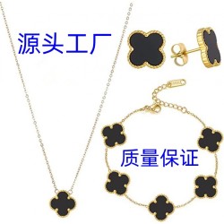 18K gold -plated stainless steel clover lucky collarbone necklace pentagram bracelet three -piece earrings women's jewelry