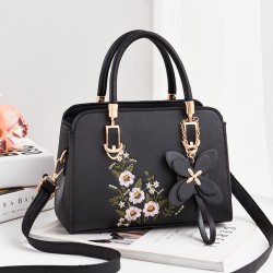 Hot Selling Women's Handbag Embroidered Simple Vintage Handbag for Ladies Shoulder Crossbody Bags