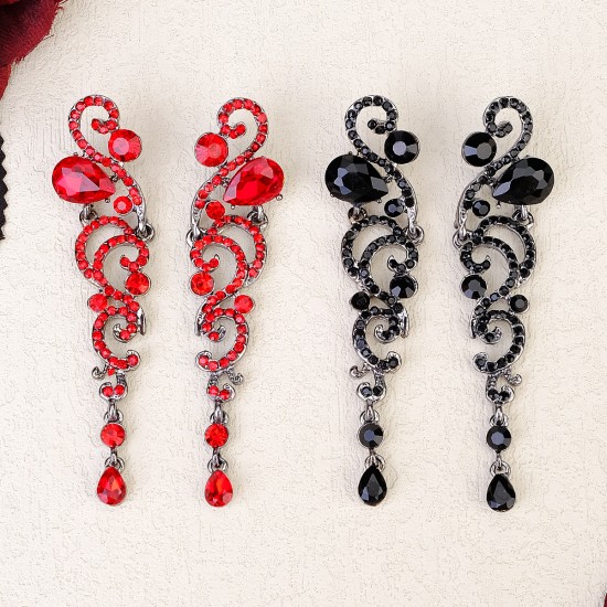 European and American retro bride earrings design sense geometric water drop -shaped earrings Halloween banquet party rhinestone earrings