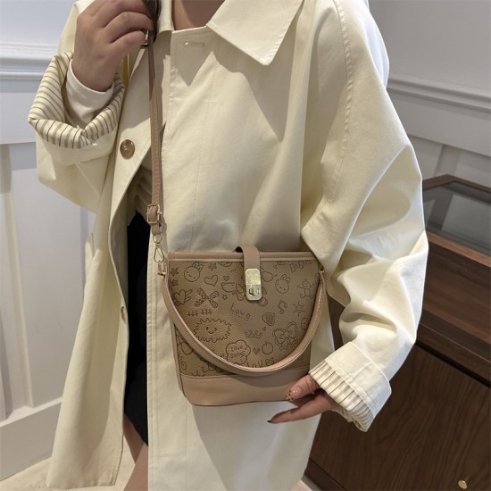 2024 autumn new trendy fashion retro shoulder bag niche design French hand -body handbody barrel bag