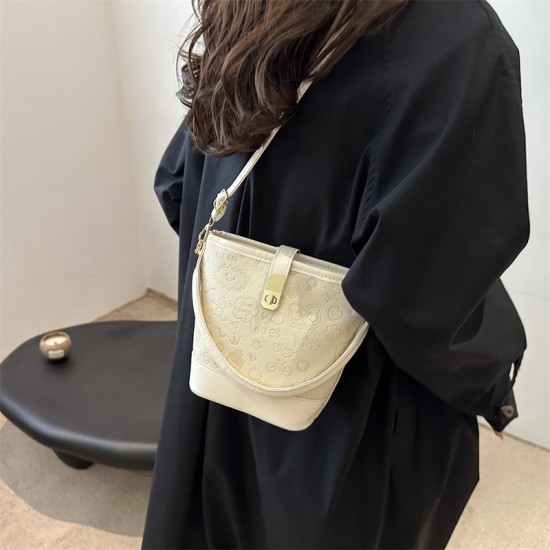 2024 autumn new trendy fashion retro shoulder bag niche design French hand -body handbody barrel bag