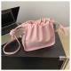 This year's popular small bags female spring and summer personalized 2024 new fashionable shoulder mesengers bag retro lady barrel bag