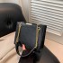 Commodity small square bag 2024 new high -end sensitive bag women's trendy fashion tote bag chain wild -shoulder messenger bag