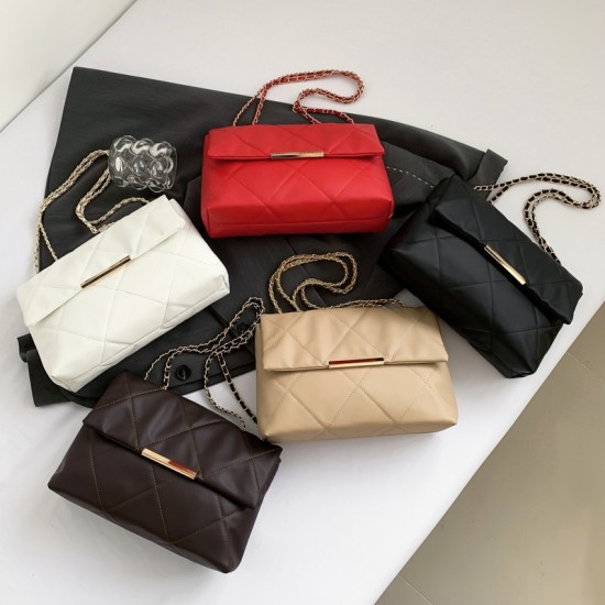 The new daily match with the shoulder bag women's large -capacity versatile and plane crossbag in summer simple casual handbags