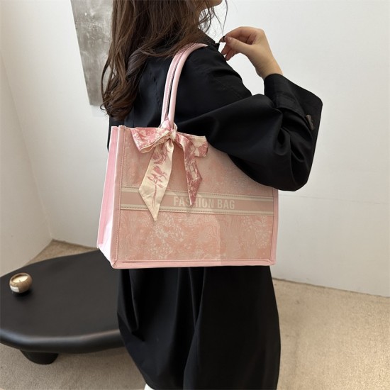 Advanced high -level large -capacity bag female 2024 new fashion embroidery shoulder shoulder armpit women's bag commute casual tote bag