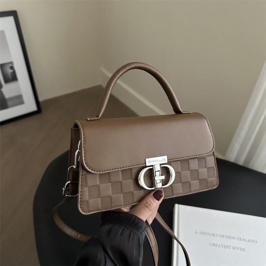 2024 autumn new trendy personality handbag Korean version of the simple, beautiful casual shoulder glyphbing foreign trade