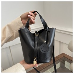 Leisure commute bucket bag 2024 summer new trend retro cross -bag retro personality large -capacity shoulder bag