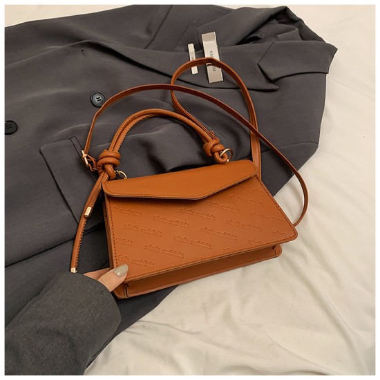 Senior sense of contrasting color handbags new personality, simple commute, cross -body bag, fashion cable alphabet shoulder shoulder small bag