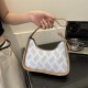 Temperament Simple Crossbody Bag this year is popular Korean version of wild armpit bags to fight color spring and summer fashionable shoulder hand -handed women's bag