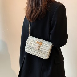 French niche high -level sensory underarms chain bag female 2024 new versatile black -shoulder mesengers bag small square bag cross -border