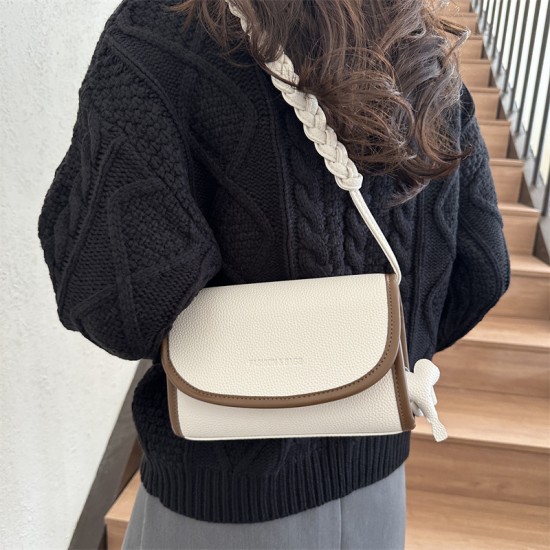 Leisure wild -shoulder messenger bag 2024 spring new high -level high -level small bag female simplicity and fashion trend small bag