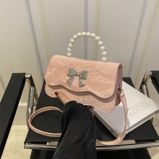 2024 new temperament fashion pearl handblack -bodied foreign pure color design fresh butterfly texture messenger bag