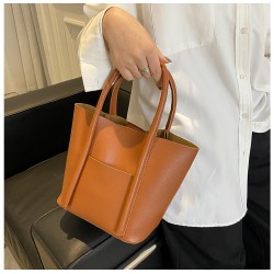 2024 new handbag bag small bag women's high -level sense in summer uses fashionable wild handbags large -capacity women's bags