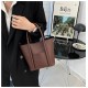 2024 new versatile bag bag large -capacity tide women's bag simple fashion niche design texture handbag female