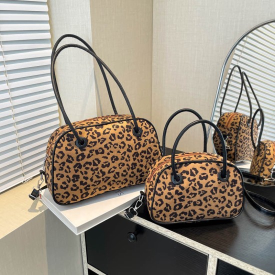 Retro leopard bolte bag handbag female 2024 new autumn and winter large capacity commuting bag shoulder axillary bag