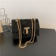 Fashion temperament versatile oblique cross -shoulder bag 2024 summer new niche square bag texture commute solid color women's bag