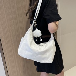 Large -capacity bag female 2024 new pure color texture niche summer versatile shoulder mesengers bag women's dumpling bag