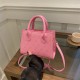 2024 autumn and winter new fashion diamond simple casual women's bag retro embroidery line crossbody shoulder hand -handed small square bag