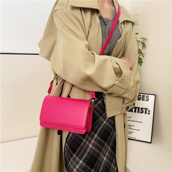 Bag female 2024 new women's bag simple niche design shoulder messenger bag high -level light luxury square bag cross -border cross -border