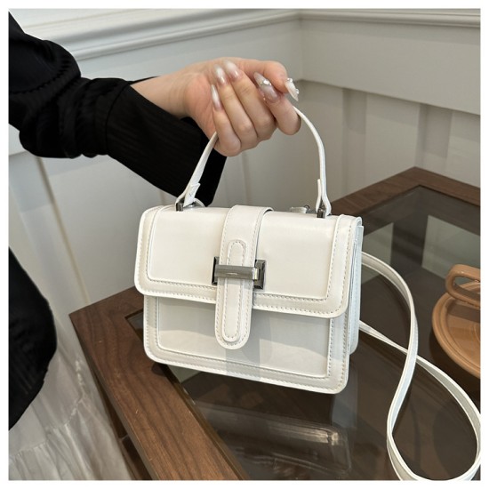 2024 spring and summer new Korean version of the handbag women's retro fashionable shoulder small square meter qi feeling contrasting meseper