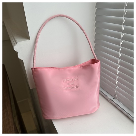 Simple capacity Summer Summer Gas 2024 Pure Color Spring Popular New Simple Cross -Shoulder Women's Bag