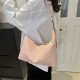 Retro fashion underarms Large -capacity bag female 2024 new summer commutation tote bag niche cross -shoulder bag