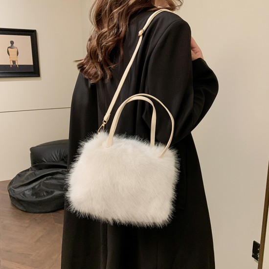 2024 autumn and winter new fluffy handbags, fashionable texture, Mao Mao Xiaobu niche ladies messenger bag