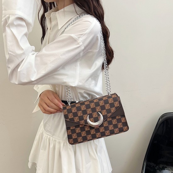 Korean version of the underarms 2024 new texture fashion letters printing handbag Personal shoulder mesengers small bag