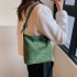 Summer Korean version of the small square bag women's bag solid color, exquisite, simple, fashionable shoulder bag versatile messenger small bag