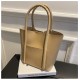 2024 new handbag bag small bag women's high -level sense in summer uses fashionable wild handbags large -capacity women's bags