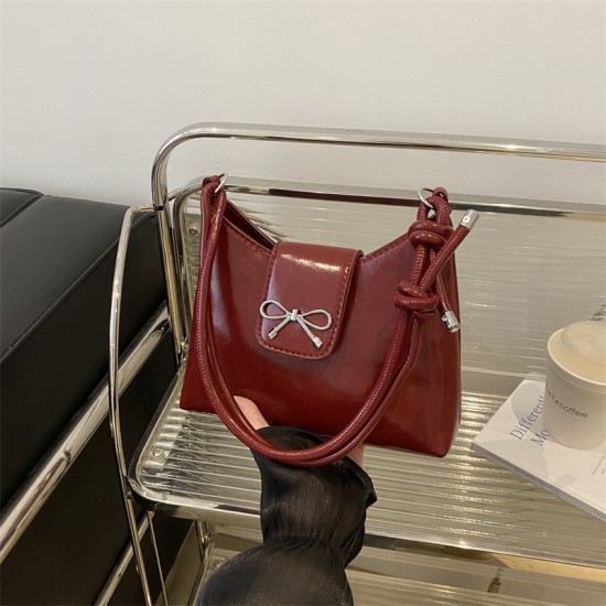 Korean trend Beautiful underarm bag female 2024 new fashion lazy bag niche casual shoulder bag