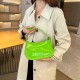 Cross -border new bag female 2024 autumn new foreign axillary ligament under the underarm bag patent leather solid color bright shoulder bag