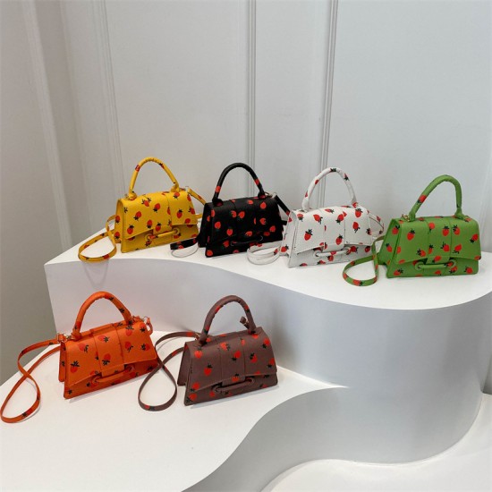 Fashion cute strawberry print small fresh messenger bag 2024 new shoulder bag trendy handbag cross -border