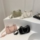 Summer fashion handbian shoulder bag female beautiful casual niche design crossbody bag new metal chain new moon bag