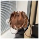 Pumping rope bucket bag 2024 new retro fashion foreign qi qi qi buns frosted texture ladies shoulder shoulder