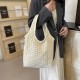 Leisure wild simple shoulder bag female summer new fashion oblique cross -handed babes lace wild tot bag