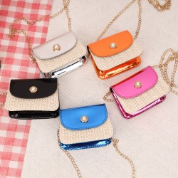 Switching grass editor mini bag female 2024 new trendy fashion woven bag shoulder mesenap -party inspiration