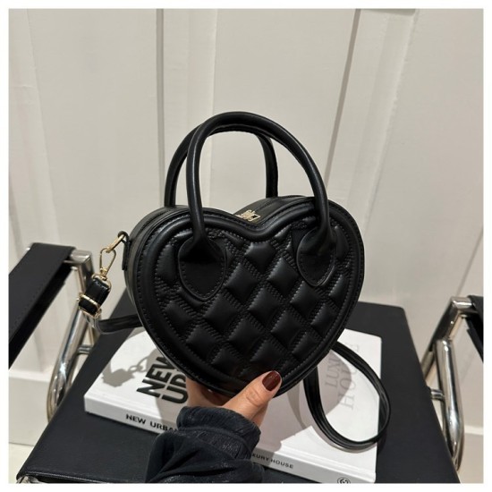 Fashion trend love rhombus women's bag 2024 new fashion and leisure minimalist commuting shoulder mesengers handbag