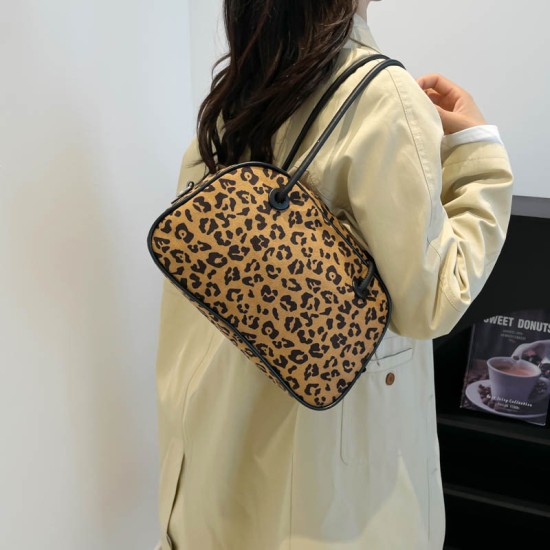 Retro leopard bolte bag handbag female 2024 new autumn and winter large capacity commuting bag shoulder axillary bag