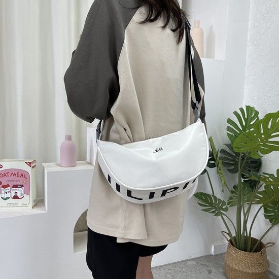 Summer fashionable shoulder bag women's new large -capacity minimalist messenger women's bags casual backpack sports bag