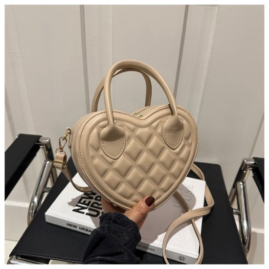 Fashion trend love rhombus women's bag 2024 new fashion and leisure minimalist commuting shoulder mesengers handbag