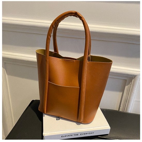 2024 new handbag bag small bag women's high -level sense in summer uses fashionable wild handbags large -capacity women's bags