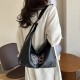 Retro large capacity bag 2024 Summer new simplicity fashion Totback niche shoulder armpit bag, general commute bag