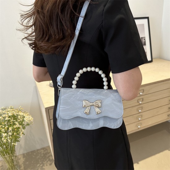 2024 new temperament fashion pearl handblack -bodied foreign pure color design fresh butterfly texture messenger bag