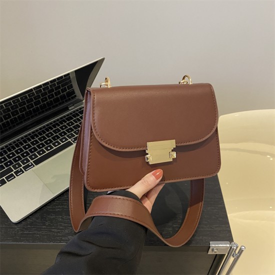 New trendy fashion versatile shoulder bag Simple retro lock crossbody bag Fashion Advanced quality niche square bag