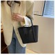 2024 new handbag bag small bag women's high -level sense in summer uses fashionable wild handbags large -capacity women's bags