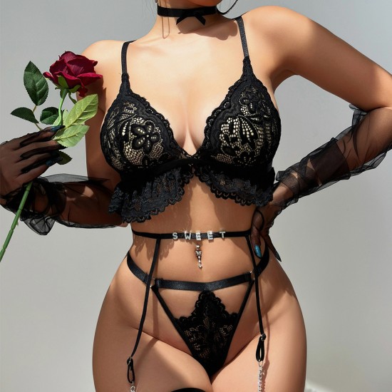 European and American cross -border foreign trade relationship fun underwear lace breast thong two -piece set of metal chain uniform women